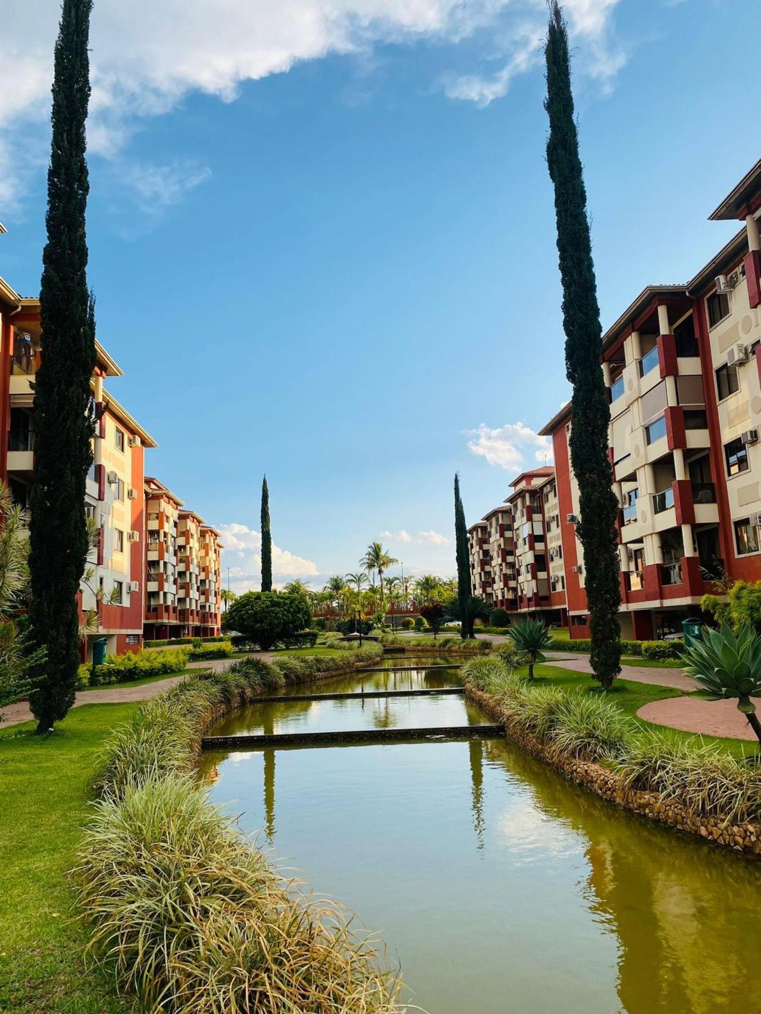 Flat Beira Lago No Centro De Bsb Бразилиа Экстерьер фото