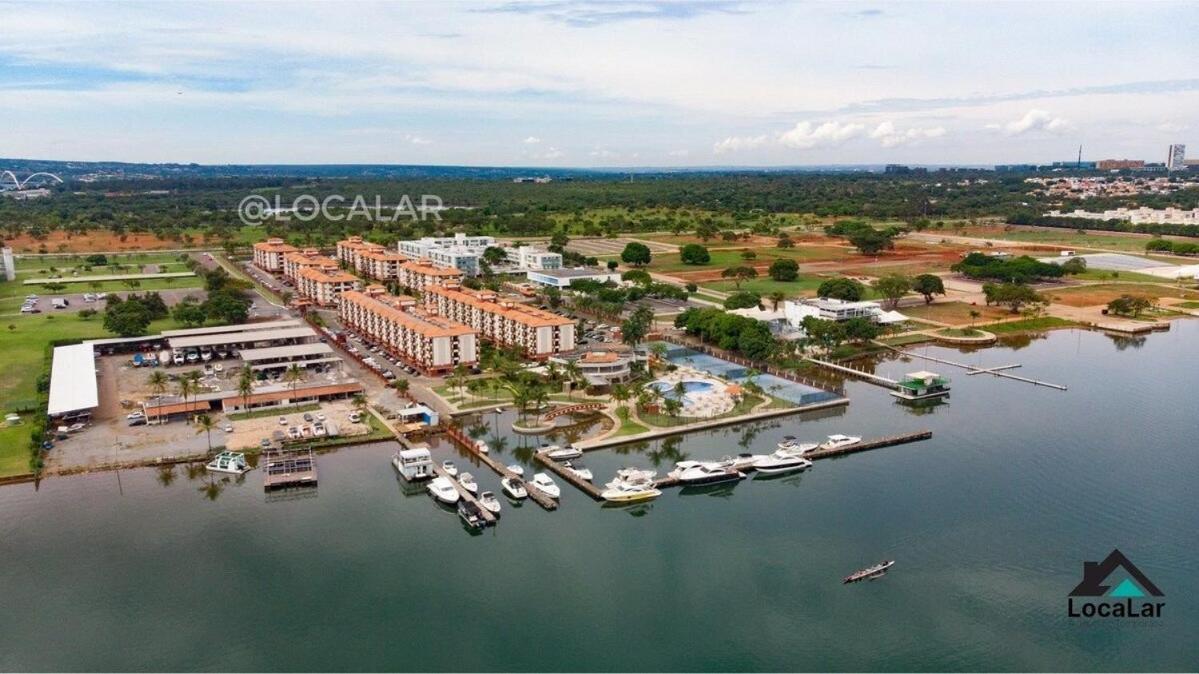 Flat Beira Lago No Centro De Bsb Бразилиа Экстерьер фото